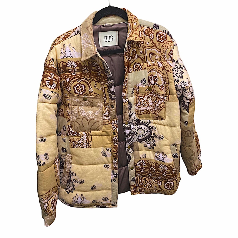 BDG Urban Outfitters Men's Bandana Quilted Jacket
Brown Bandana Paisley 🛍🛍🛍🛍